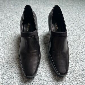 Van Eli Women's Black Heels